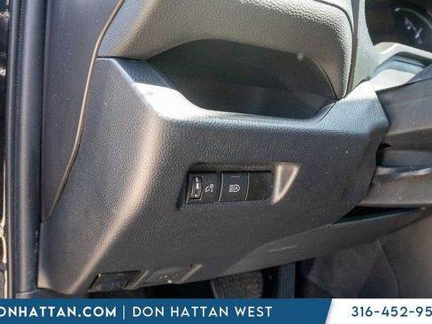 Used 2024 Toyota RAV4 XLE FWD image 17