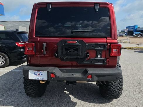 Used 2021 Jeep Wrangler Unlimited Rubicon w/ Dual Top Group AWD/4WD image 6