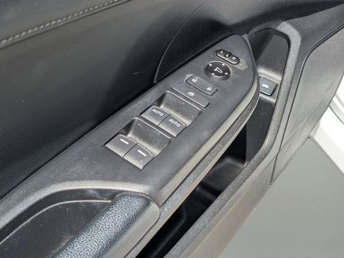 Used 2019 Honda Civic EX-L image 16