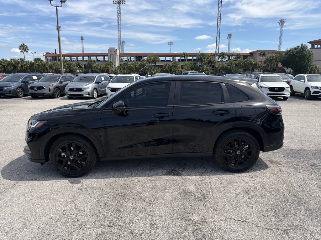 Used 2024 Honda HR-V Sport image 7