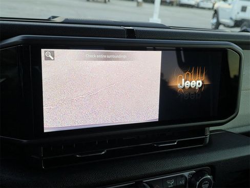 New 2026 Jeep Gladiator Sport image 14