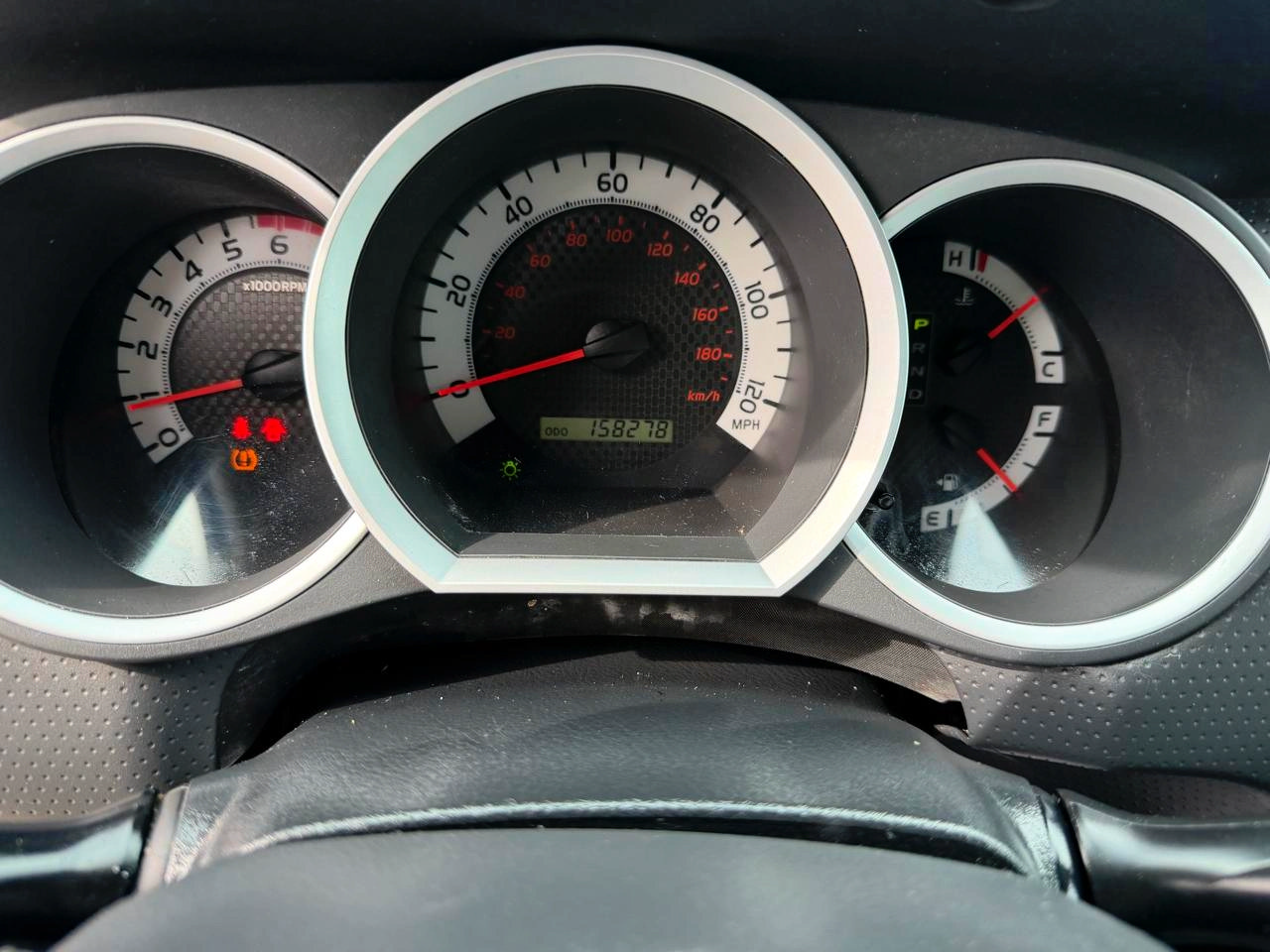 Used 2014 Toyota Tacoma PreRunner w/ Convenience Package RWD image 19