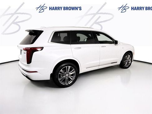 Used 2024 Cadillac XT6 Premium Luxury image 35