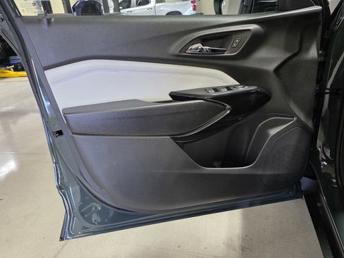 New 2026 Chevrolet Trax LT image 20