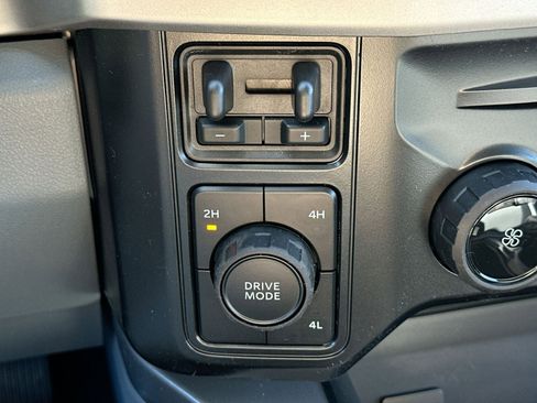 New 2026 Ford F450 XLT w/ 360-Degree Camera Package image 30