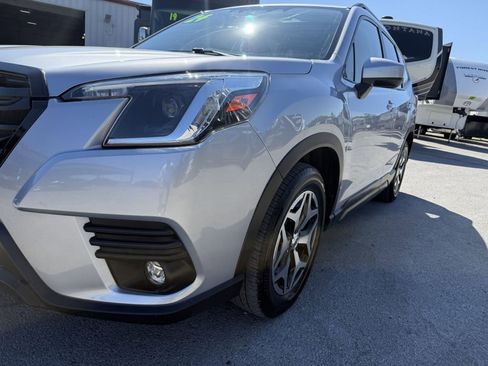 Used 2024 Subaru Forester Premium AWD/4WD image 22