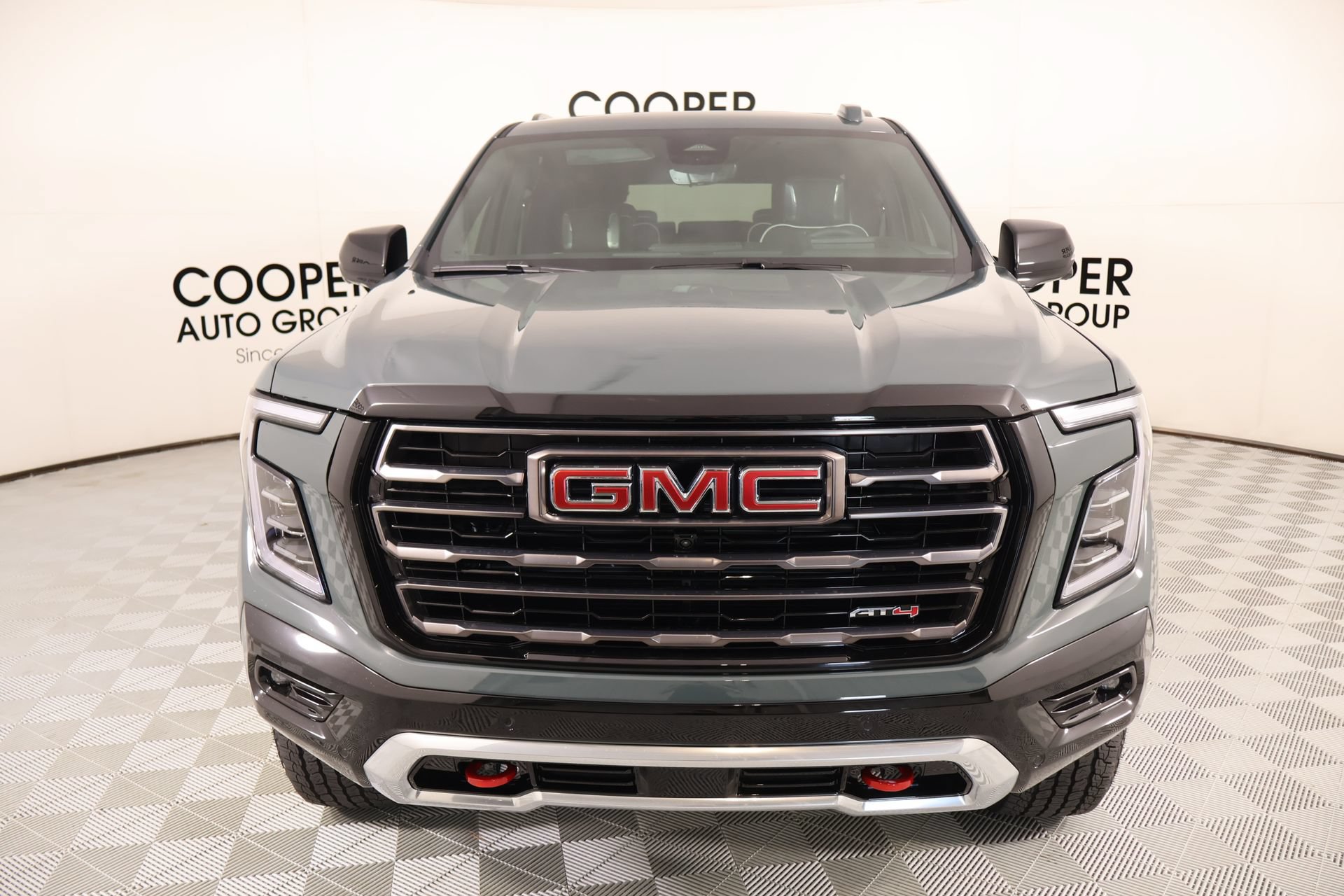 Used 2026 GMC Yukon AT4 Ultimate w/ LPO, Floor Liner Package AWD/4WD image 9