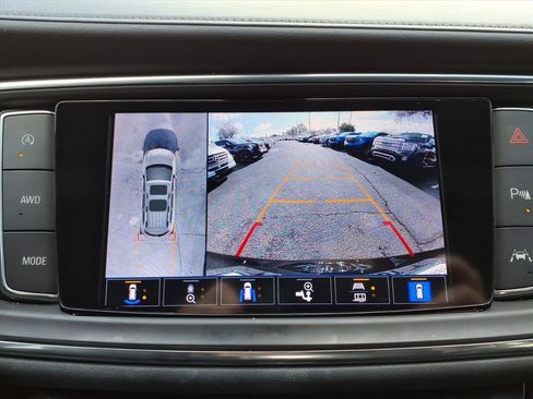 Certified 2024 Buick Enclave Avenir w/ Avenir Technology Package image 21