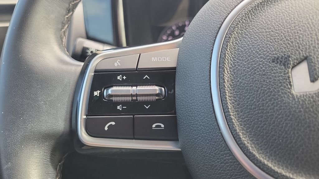 Used 2023 Kia Sorento S w/ Panoramic Sunroof Package FWD image 19