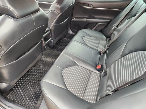 Used 2022 Toyota Camry SE image 32