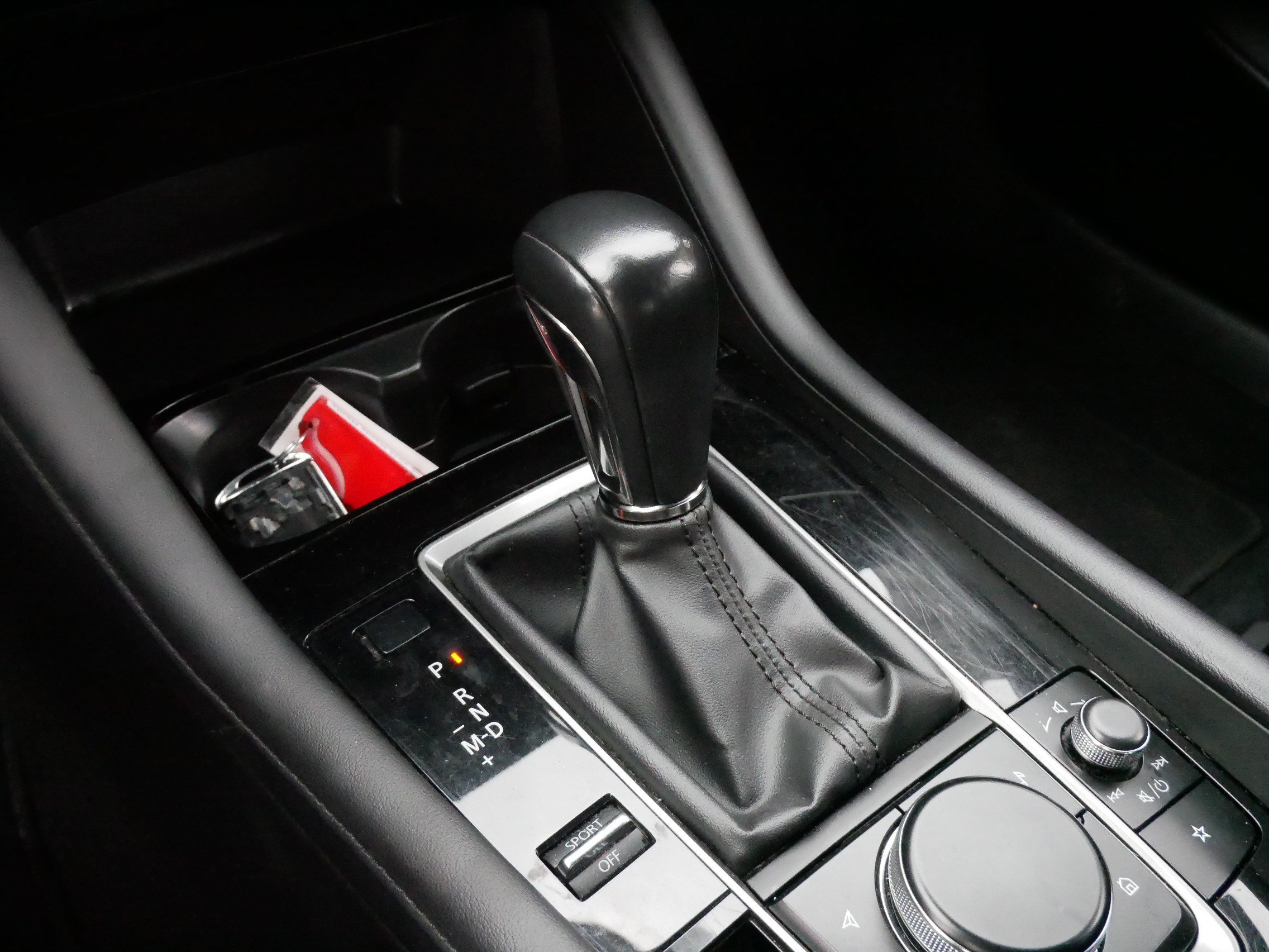 Used 2024 MAZDA MAZDA3 s FWD image 24