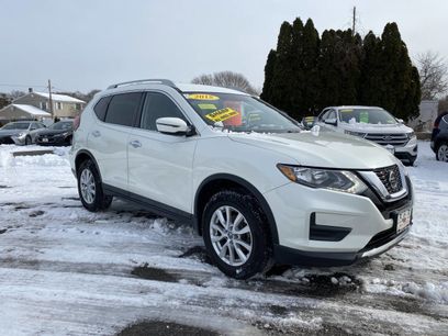Used 2016 Nissan Rogue SV
