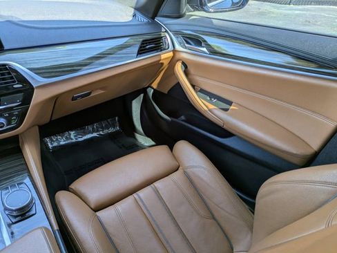 Used 2020 BMW 540i w/ Convenience Package image 18