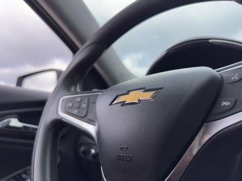 Used 2022 Chevrolet Malibu LS FWD image 9