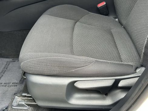 Used 2018 Toyota C-HR XLE FWD image 26