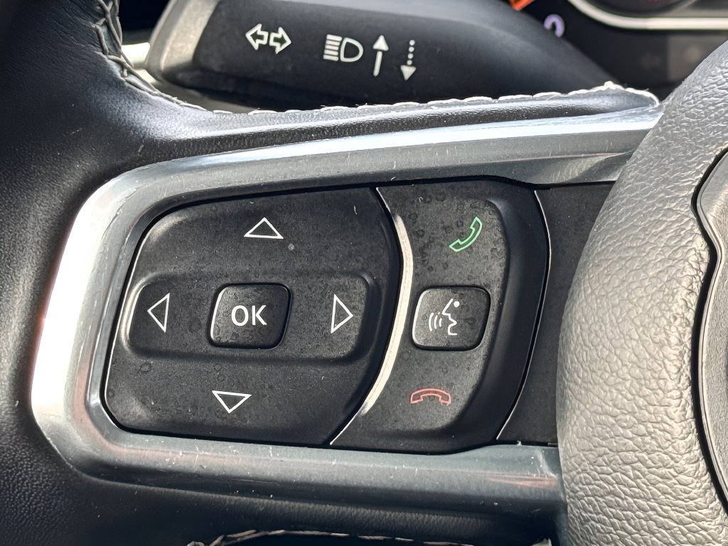 Used 2021 Jeep Wrangler Unlimited Sahara AWD/4WD image 13