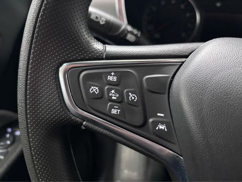 Used 2024 Chevrolet Equinox LS w/ LS Convenience Package AWD/4WD image 18