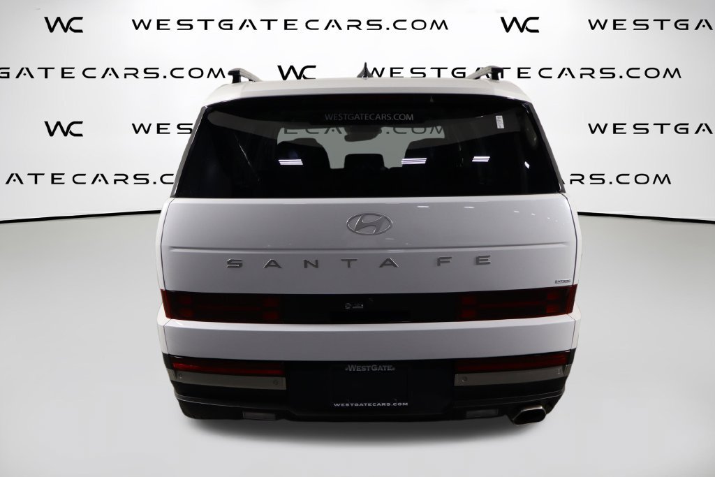 Used 2025 Hyundai Santa Fe Limited AWD/4WD image 4