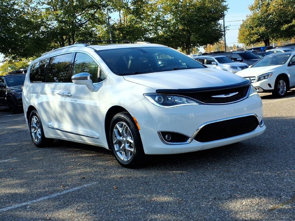 Used 2019 Chrysler Pacifica Limited FWD image 7