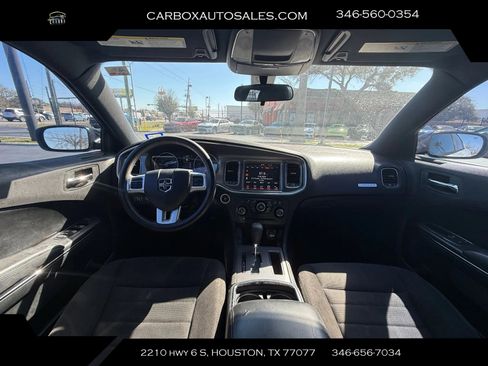 Used 2014 Dodge Charger SE image 9
