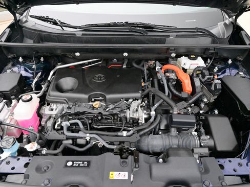 Used 2021 Toyota RAV4 XSE image 61