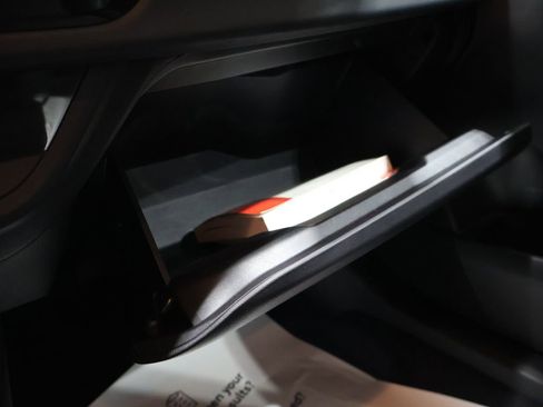 Used 2016 Toyota Corolla L image 28