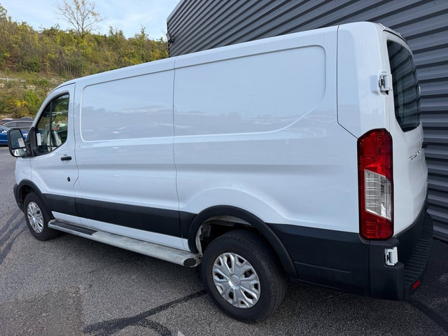 Used 2025 Ford Transit 250 Low Roof w/ Exterior Upgrade Package RWD image 4