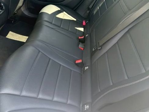 Used 2019 Mercedes-Benz GLC 300 image 16