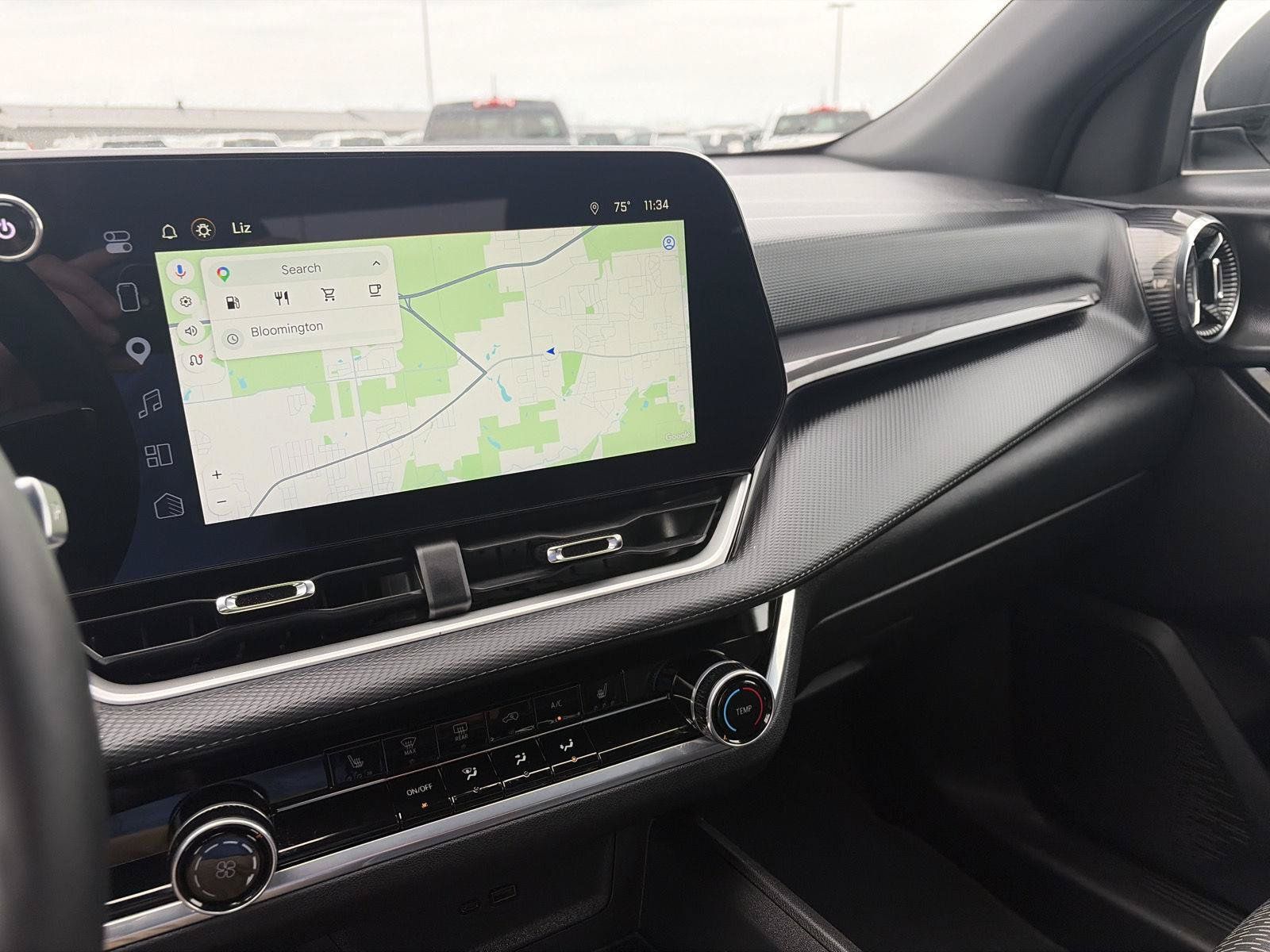 Used 2025 Chevrolet Equinox LT FWD image 24