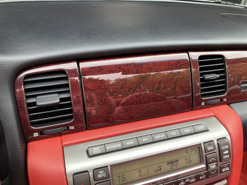 Used 2002 Lexus SC 430 Convertible RWD image 25