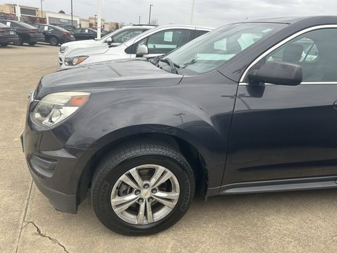 Used 2016 Chevrolet Equinox LS image 2