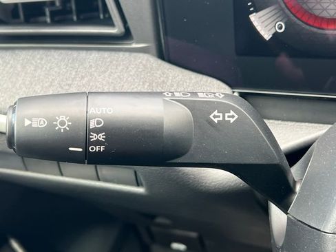 New 2026 Nissan Kicks SV w/ Charging Package AWD/4WD image 15