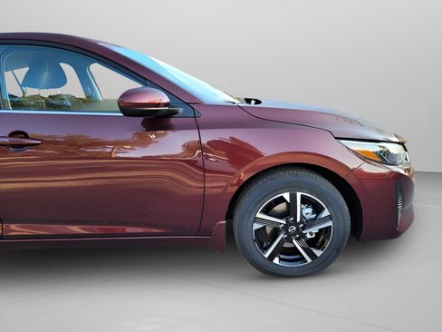 New 2025 Nissan Sentra SV image 9