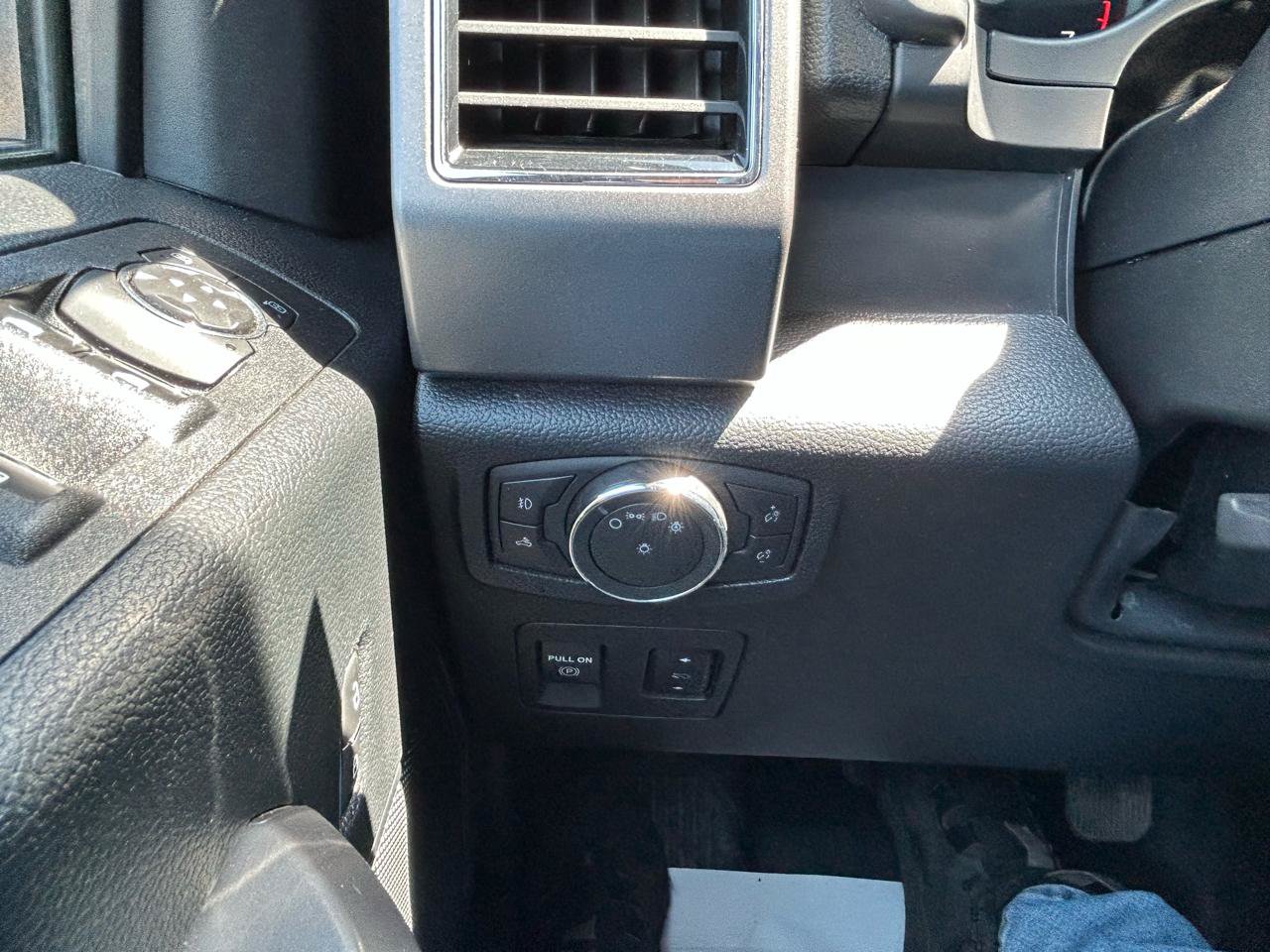 Used 2019 Ford F150 XLT w/ Equipment Group 301A Mid AWD/4WD image 27