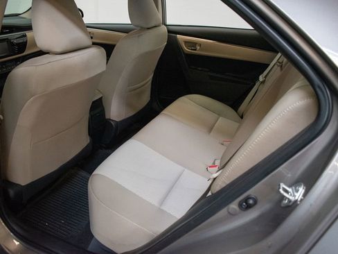 Used 2016 Toyota Corolla LE FWD image 21