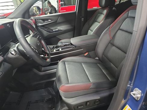 Used 2025 Chevrolet Equinox RS AWD/4WD image 17