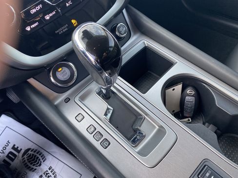 Used 2023 Nissan Murano SV w/ SV Midnight Edition Package image 15