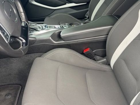 Used 2018 Chevrolet Camaro LT image 11