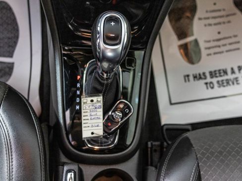 Used 2020 Buick Encore Preferred FWD image 26