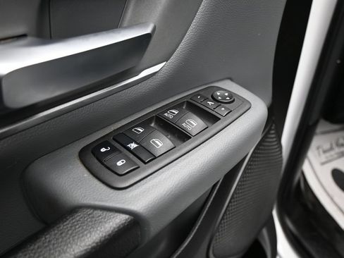 Used 2022 RAM 1500 Big Horn AWD/4WD image 11