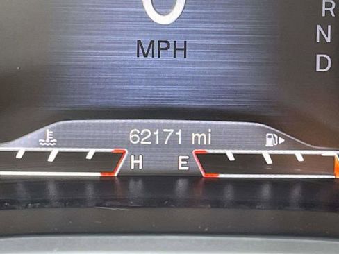 Used 2016 Jeep Cherokee Limited image 23