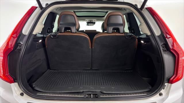 Used 2019 Volvo XC90 T6 Momentum w/ Protection Package Premier AWD/4WD image 18