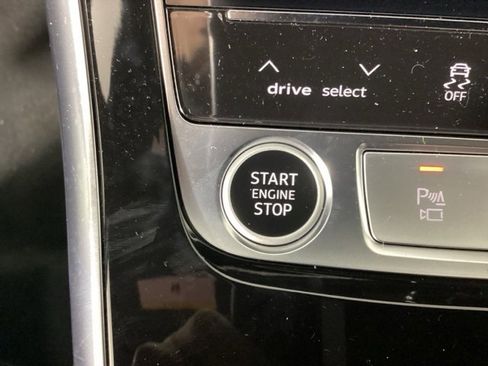 New 2026 Audi Q8 Premium Plus image 28