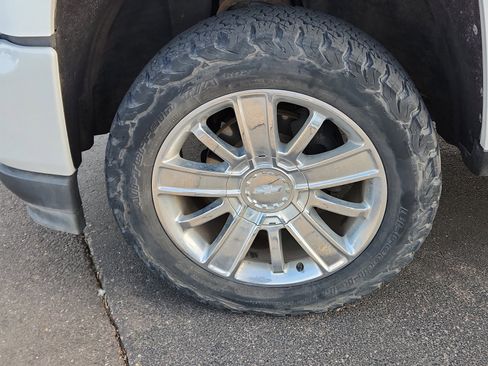 Used 2018 Chevrolet Silverado 1500 High Country image 7