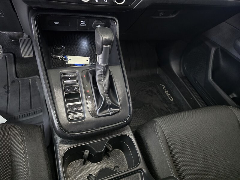 Used 2025 Honda CR-V LX image 20
