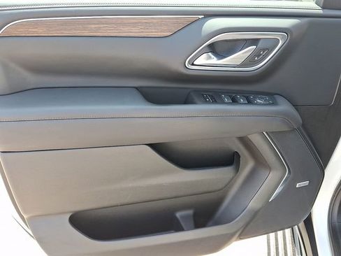 Used 2024 Chevrolet Tahoe High Country image 10