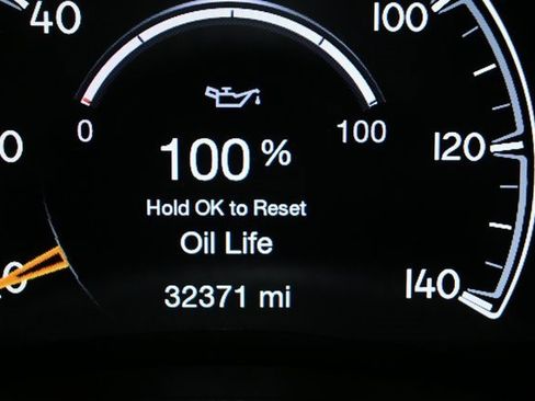 Used 2020 Jeep Grand Cherokee Altitude image 14