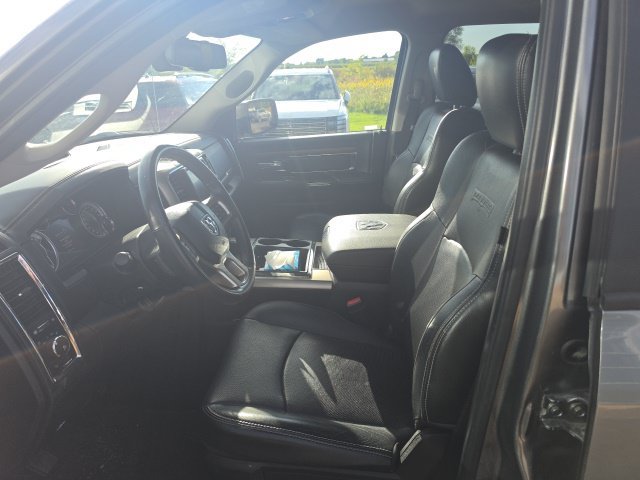 Used 2013 RAM 1500 Laramie w/ Convenience Group AWD/4WD image 17