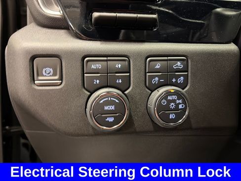 Used 2023 Chevrolet Silverado 1500 High Country w/ High Country Premium Package AWD/4WD image 28