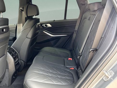 Used 2026 BMW X5 xDrive50e w/ Executive Package image 26